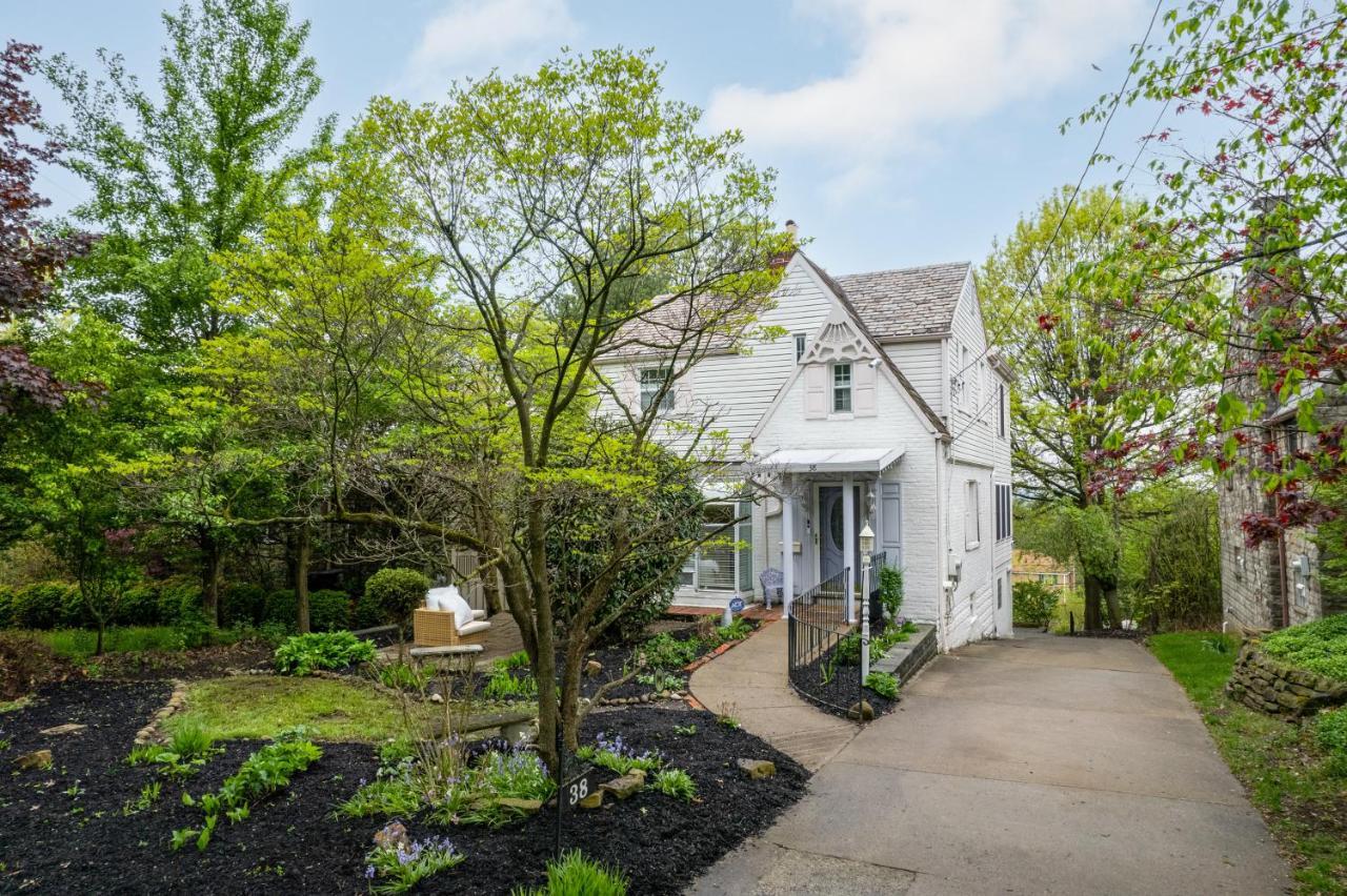 Holiday home Brand New, Renovated Urban Oasis With Plenty Of Parking Pittsburgh